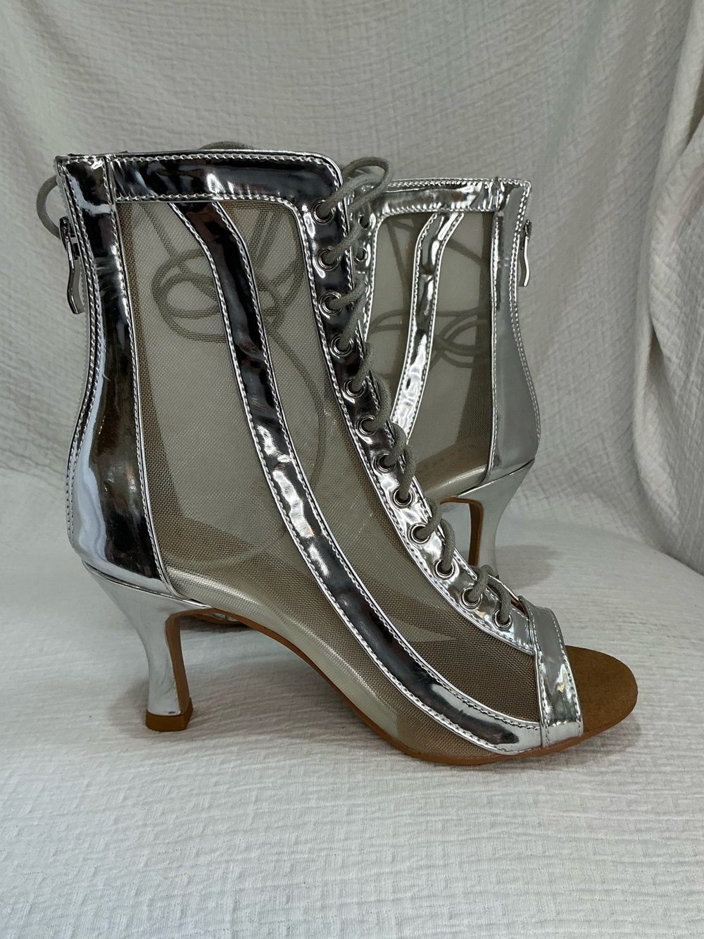 ๐ค Burju Sierra Silver Vegan Leather Mesh Street Sole 3โ Heeled Boots - 5.5 - Picture 4 of 11